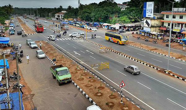 ರಾಷ್ಟ್ರೀಯ ಹೆದ್ದಾರಿಯ 28 ಕಡೆಗಳಲ್ಲಿ ಸ್ಕೈ ವಾಕರ್ ನಿರ್ಮಾಣ